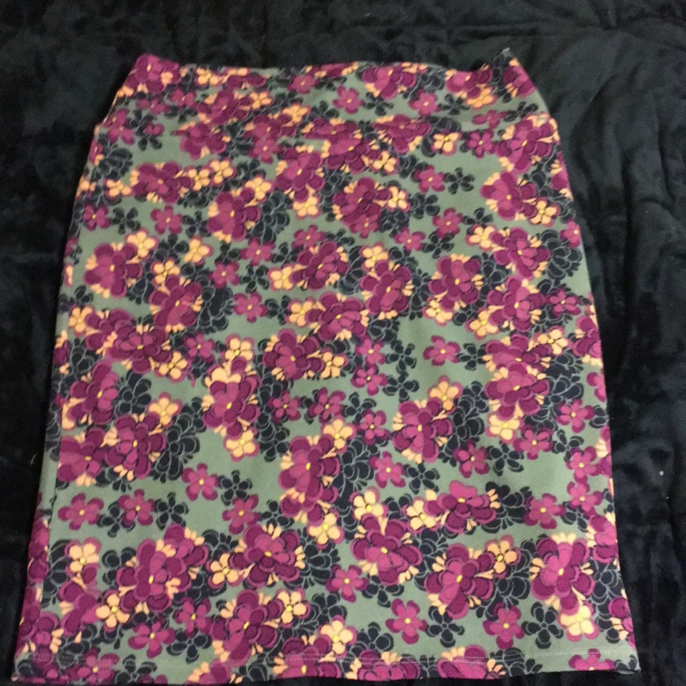 Lularoe Cassie Skirt